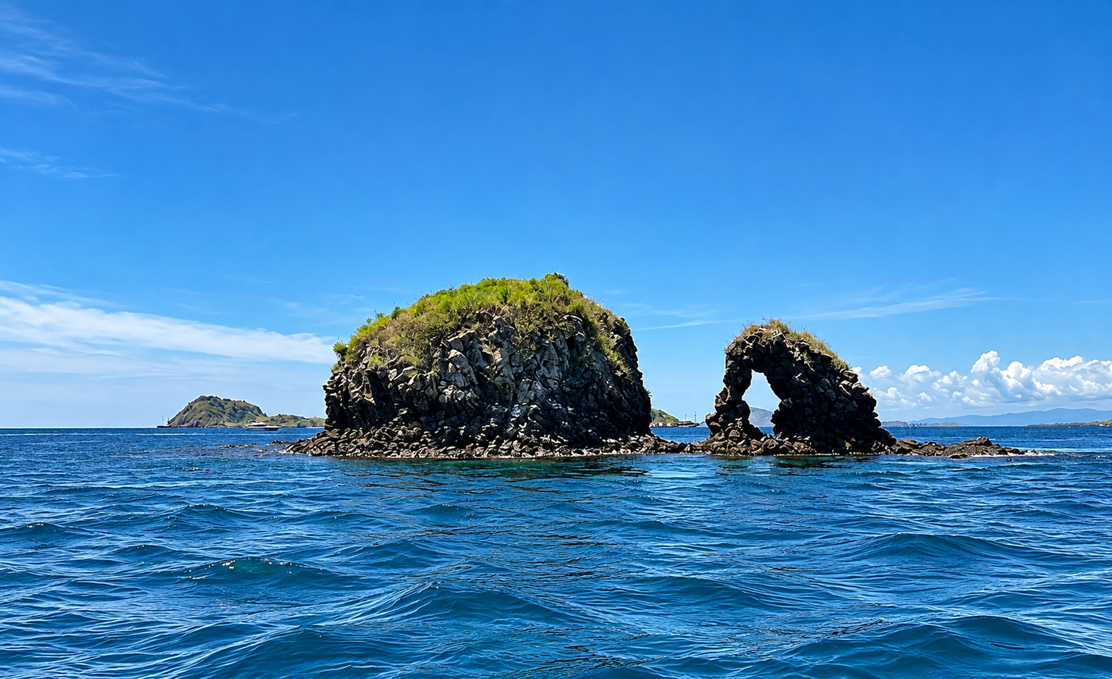 Batu Bolong